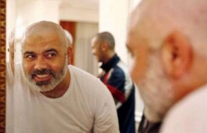 إسماعيل هنية .. شكل جديد