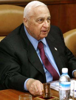 خطاب مفتوح الى رئيس تحرير صحيفة دنيا الوطن .. متى استعبدتم السودانيين و قد ولدوا أحراراً؟