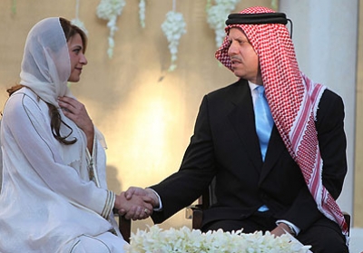 العاصفة زواج آل هاشم