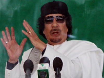 القذافي يحذر من نهاية الأمة العربية