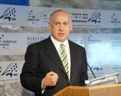 [صورة: 4519533116.jpg]