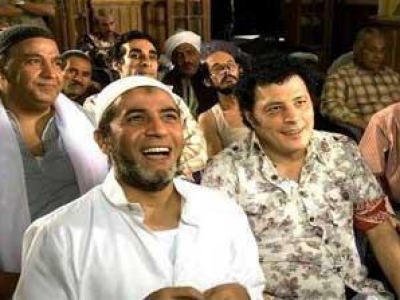 اتهام كلمني شكرا بالإساءة إلي رجال الدين ومطالبة بوقف عرضه