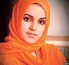 مذيعة سعودية تنجو من الموت بأعجوبة بعد أن ضربها بقسوة زوجها المطرب