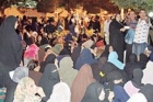 1000مصري يتجمهرون ويحاولون اقتحام منزل السفير القطري للحصول علي ٢٠٠ جنيه مساعدة
