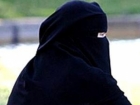 السجن عامين و400 جلدة لسعودية حرقت وجه زوجها بالأسيد