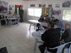 عنصر في الامن الفلسطيني في جنين قام بعمليات سطو مسلح على منازل مواطنين وسرقة اموالهم تحت تهديد السلاح