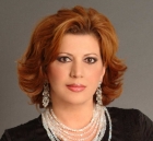 فيوليت سلامة تغني روائع سيدات الغناء العربي