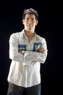 الصغيّر: عنها..وربما 3909761965.jpg