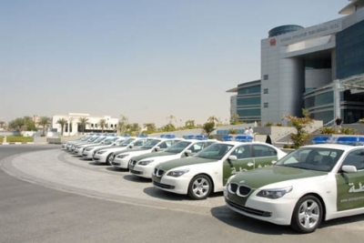 أبوظبي : توقيف أوروبي احتال على مطربة عربية بملايين الدولارات
