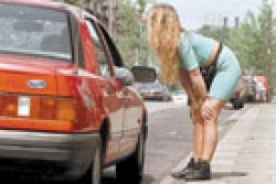 نساء في اسرائيل يستخدمن حبوب التنويم لاغتصاب ونهب الشباب