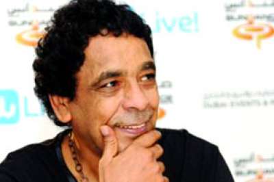 بالصور محمد منير: البرادعي أبعدني عن الأوبرا.. وألسنة الناس تمنع زواجي