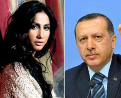 أردوغان يعتذر لمغنية كردية أهانها مدير التلفزيون التركي
