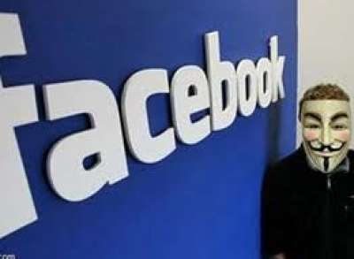 قرصان إسرائيلي يسرق 100 ألف حساب فيس بوك عربي