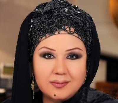 هياتم : أمراء عرب عرضوا علي الزواج السري مقابل القصور و الملايين ورفضت !