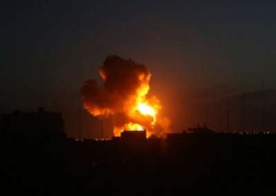 شهيد وعدد من الإصابات في قصف استهدف موقعا للبحرية شمال غزة