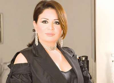 إلهام شاهين: مستعدة لتجسيد سوزان مبارك