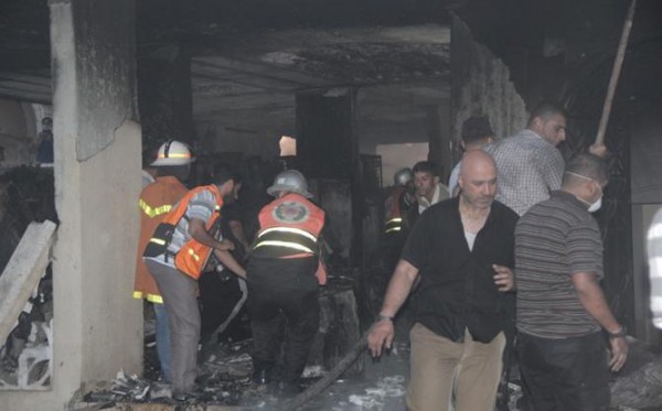 بالصور .. إخماد حريق هائل نشبَ في مخزن للأدوات الكهربائية بالقرب من جامعة الأزهر