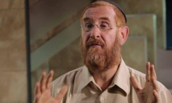 يقود الاقتحامات اليومية للمسجد الاقصى .. إصابة المتطرف "جليك" بجراح خطيرة بعملية إطلاق نار بالقدس يقود الاقتحامات اليومية للمسجد الاقصى .. إصابة المتطرف "جليك" بجراح خطيرة بعملية إطلاق نار بالقدس