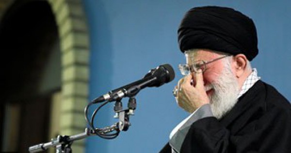"تلجراف": الصراع على خلافة المرشد الأعلى الإيرانى يعرقل الاتفاق النووى
