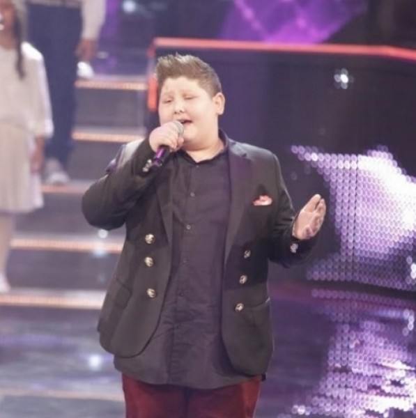 نانسي عجرم تعرض على زين عبيد تزويجه ابنتها!