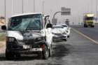 تحطم 35 سيارة في حادث سير مروع بدبي .. بالصور