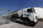 إدخال300شاحنة وضخ كميات محدودة من منحة الوقود القطري عبر كرم أبو سالم