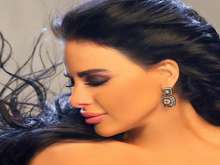ليال عبود تشوق جمهورها بصور &#34; خليها بقلبي تجرح&#34;