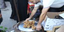 عيد غزة : أطفال يفرحون وأطفال يبيعون الفرحة