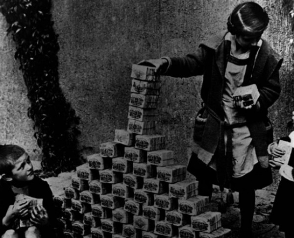 12 صورة تاريخية مدهشة..لم تنل نصيبها في الشهرة!