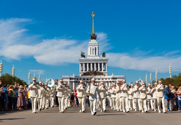 مهرجان الموسيقى العسكرية في موسكو 3910695463