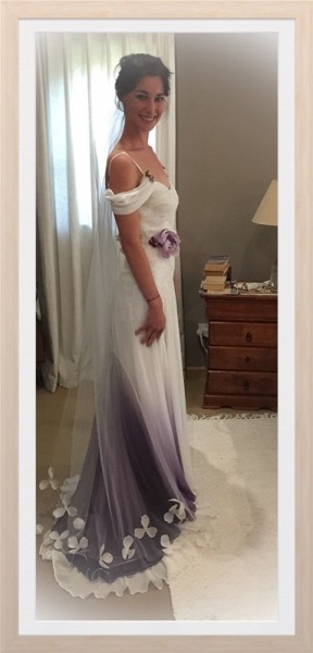 فستان زفاف بذيل ملون أحدث صيحة في عالم الموضة 3910698596