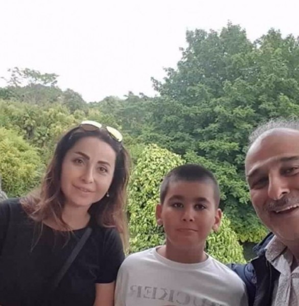 جمال سليمان مع زوجته وابنه بأول ظهور له بعد العملية   3910806744