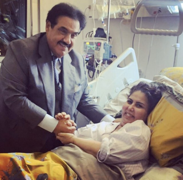 فجر السعيد تنشر على"تويتر" أول صورة لها وهي على فراش المرض فجر السعيد تنشر على"تويتر" أول صورة لها وهي على فراش المرض