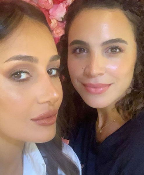الفنانة حلا شيحة تشارك جمهورها بمجموعة صور حديثة لها الفنانة حلا شيحة تشارك جمهورها بمجموعة صور حديثة لها