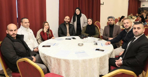  قامات تطلق العرض الأول لفيلم أرض تمشي معه 