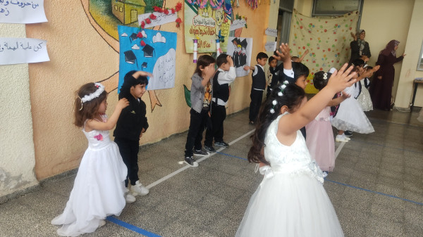 حفل تخريج الفوج الثامن من أطفال روضة الشروق بمخيم المغازي