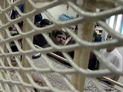 الاحتلال يعتقل 26 مواطناً من الخليل