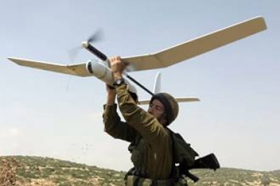 جاسوس إسرائيلي من كرتون يتابع تحركات الفلسطينيين وحزب الله