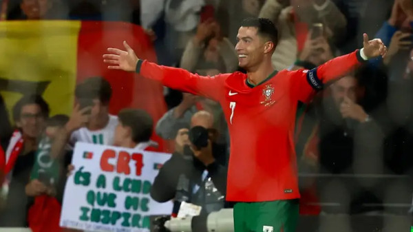 رونالدو يقود البرتغال لربع نهائي دوري الأمم