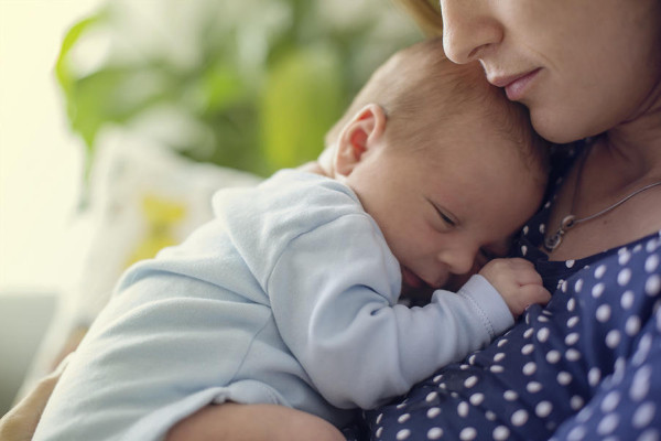 ما أهمية الرضاعة الطبيعية للأطفال؟