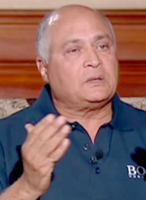 اتهام وزير مصري بتوزيع ستة آلاف شاليه في منتجعات سياحية على العديد من المسؤولين والوزراء