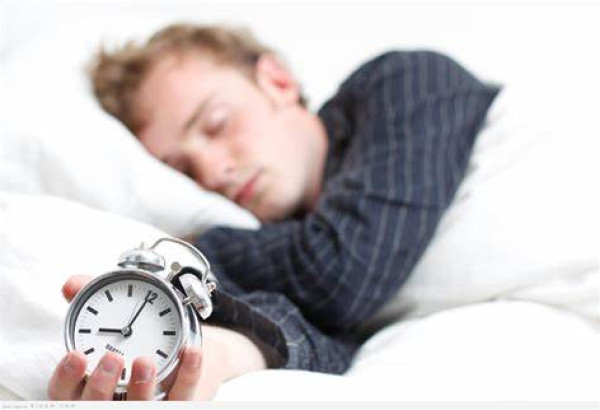 ما هي خطورة النوم لفترات طويلة؟