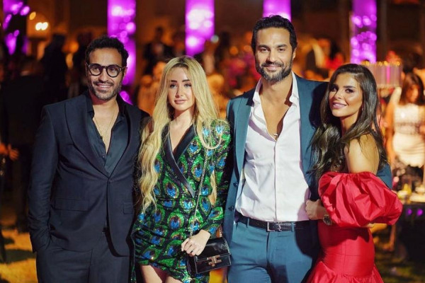 كريم فهمي يعلق على خلاف زوجته مع هنا الزاهد