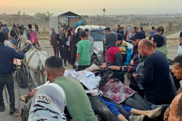 عشرات الشهداء والمصابين.. الاحتلال يرتكب مجزرة مروّعة بحق المجوّعين قرب مركز المساعدات شمال رفح