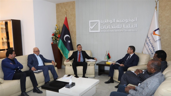 ليبيا: انطلاق مباحثات حول تنفيذ خارطة طريق الانتخابات