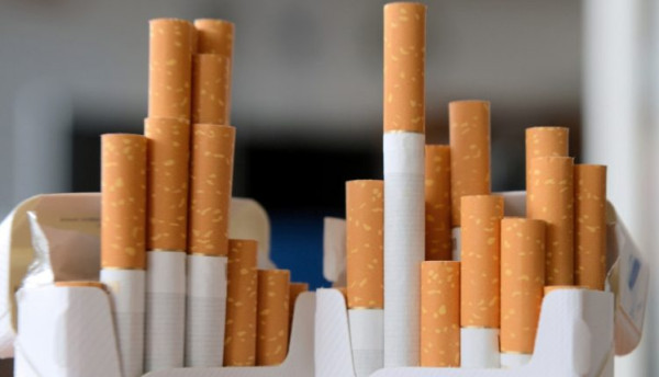 الحكومة البريطانية تتوسع في تطبيق سياسة الحد من ضرر التبغ بتشجيع التحول للمنتجات البديلة