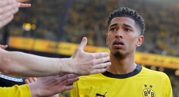 ريال مدريد يحدد موعد تقديم بيلينجهام