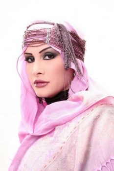 ندى دبوق تتعرض للتهديد من عاشقة لها