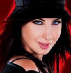 نانسي ترفع دعوي ضد مركز تجميل