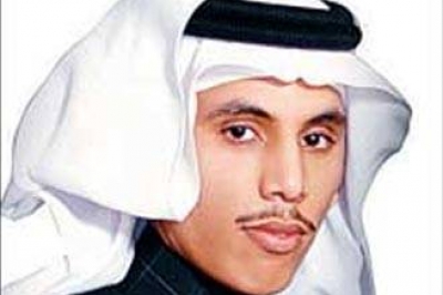 الفنان السعودي بندر الحمود وقصة زواجه من سورية طلبت منه تغيير دينه